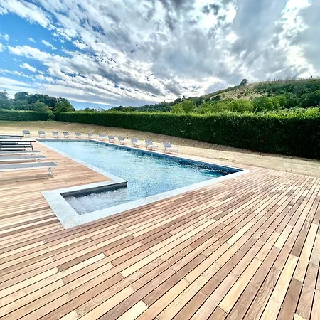 Bed & Breakfast Borgo Malvasia- La Quercia 4*