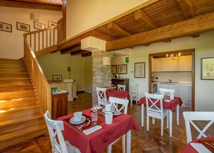 Bolognaroomscom - La Quercia 3*