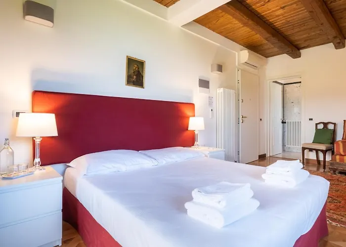 فندق مبيت وإفطار Bolognaroomscom - La Quercia 3*