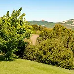 Panzió Bolognaroomscom - La Quercia 4*