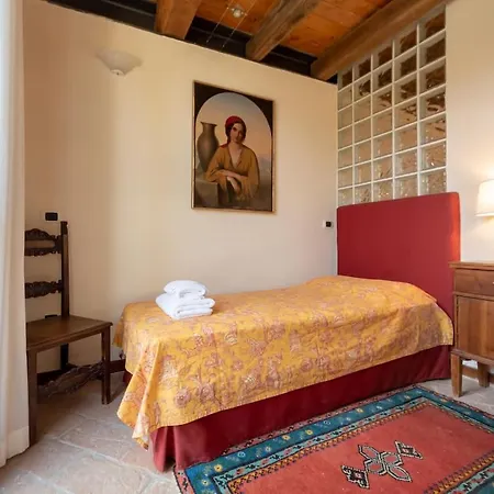 Bed & Breakfast La Quercia - Bolognarooms 2*