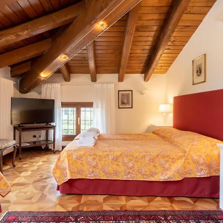 La Quercia - Bolognarooms Bed & Breakfast
