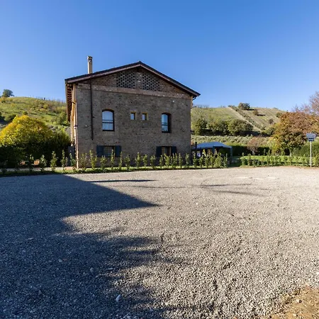 Bolognaroomscom - La Quercia Couette-café 4*