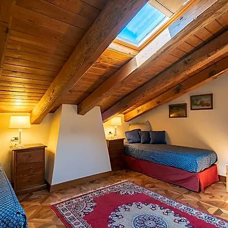 Bed & Breakfast Borgo Malvasia- La Quercia 4*