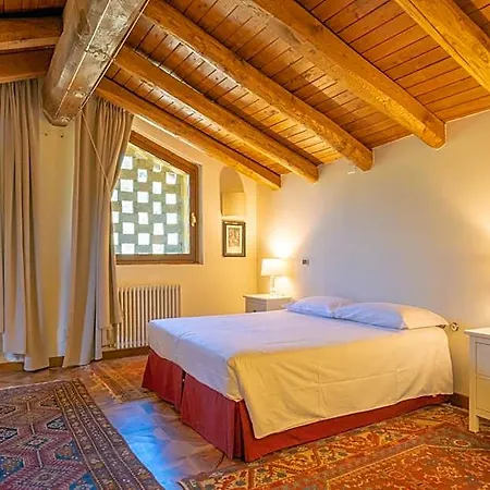 Borgo Malvasia- La Quercia