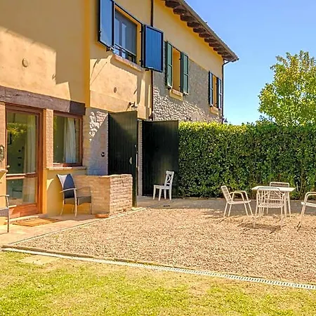 Bed & Breakfast Borgo Malvasia- La Quercia