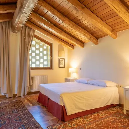 Bolognaroomscom - La Quercia ساسو ماركوني