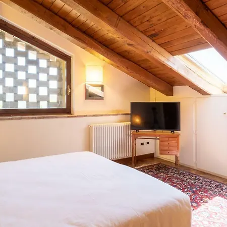 فندق مبيت وإفطار Bolognaroomscom - La Quercia 3*