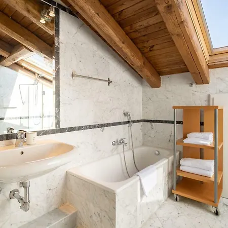 La Quercia - Bolognarooms Bed & Breakfast 2*