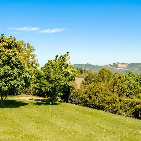 Bed & Breakfast Borgo Malvasia- La Quercia 4*