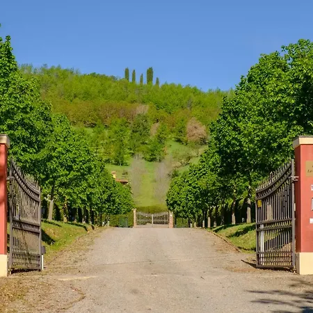 Borgo Malvasia- La Quercia Bed & Breakfast 4*