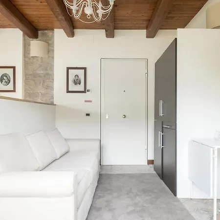 Bolognaroomscom - La Quercia サッソ・マルコーニ