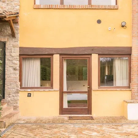 Bolognaroomscom - La Quercia 3*