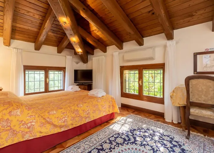 Bolognaroomscom - La Quercia B&B 사소마르코니