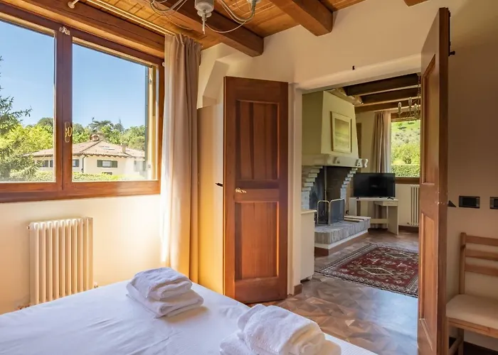 Bolognaroomscom - La Quercia 4*