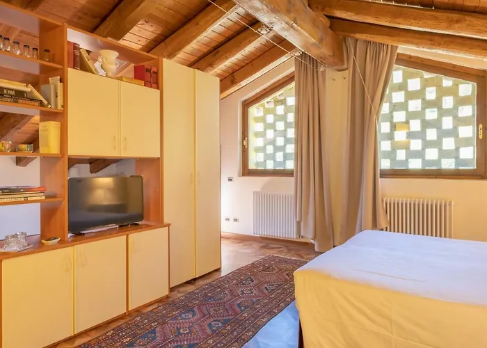 Bed and breakfast Bolognaroomscom - La Quercia 3*