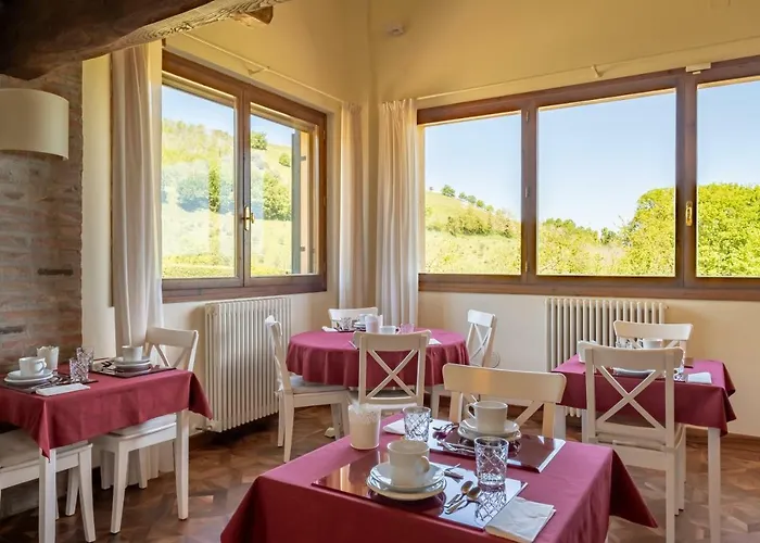 Bolognaroomscom - La Quercia 4*