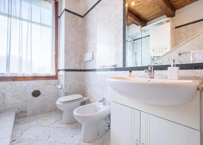 Bolognaroomscom - La Quercia