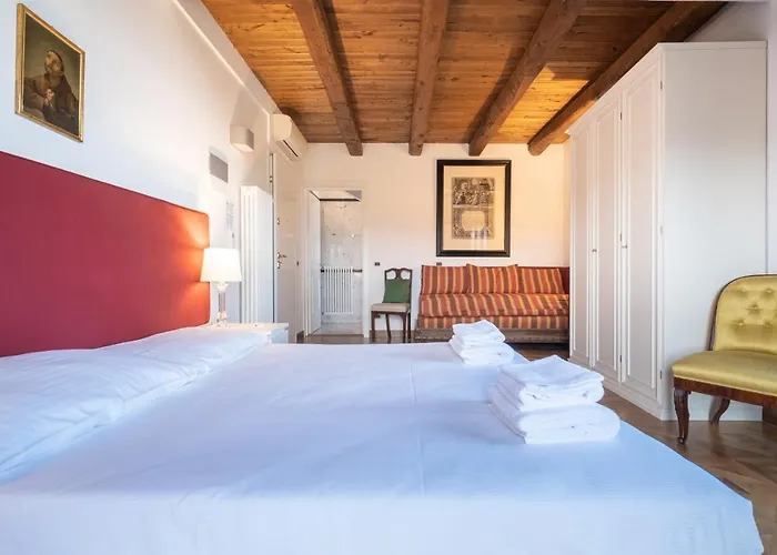Bolognaroomscom - La Quercia B&B